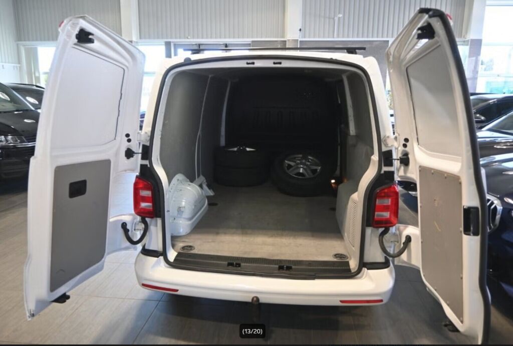 Volkswagen Transporter 2019 Valkoinen