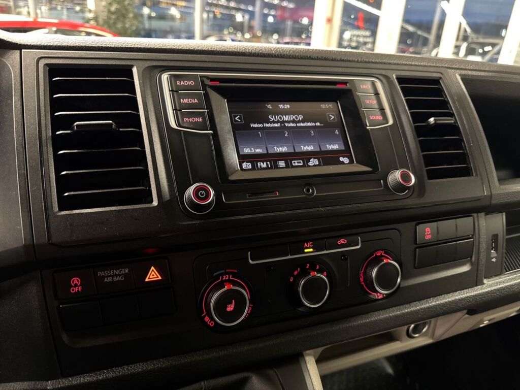 Volkswagen Transporter 2019 Valkoinen