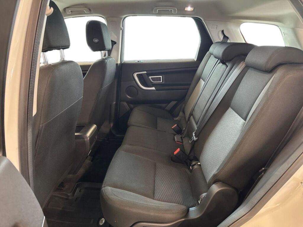 Land Rover Discovery Sport 2019 Valkoinen