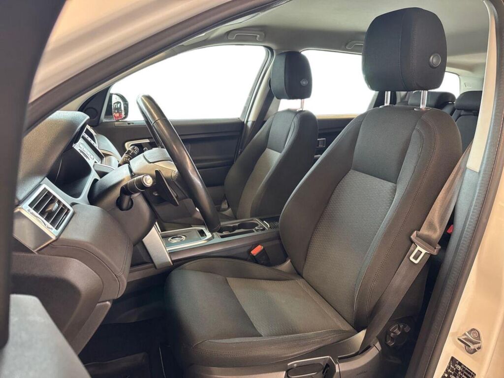 Land Rover Discovery Sport 2019 Valkoinen
