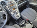 Kia Carens 2008 Punainen