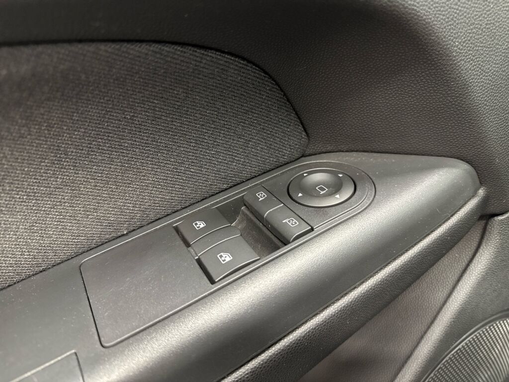 Opel Astra 2009 Musta