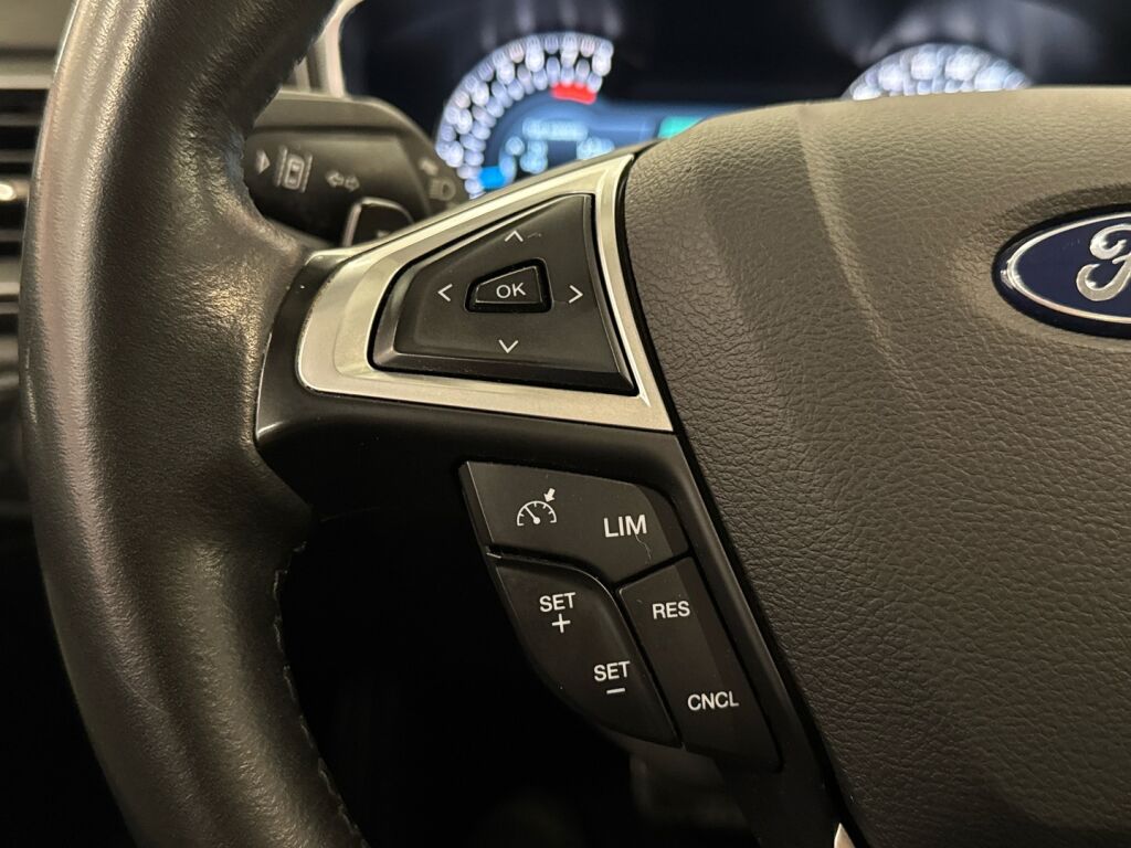 Ford Mondeo 2015 Valkoinen