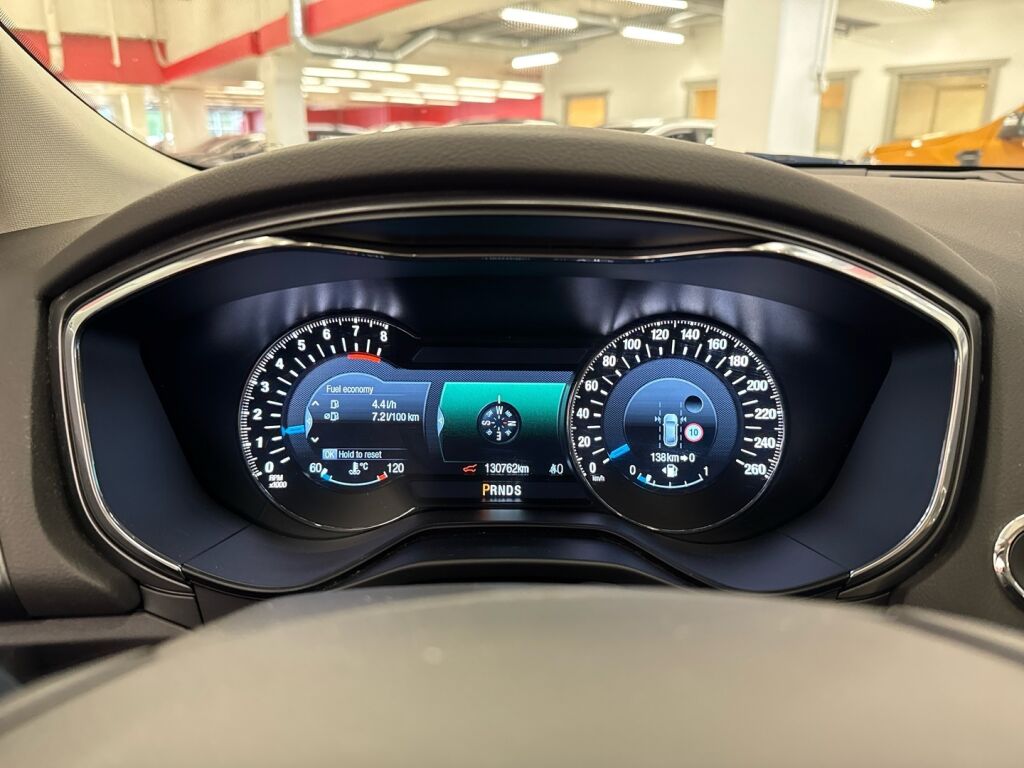 Ford Mondeo 2015 Valkoinen