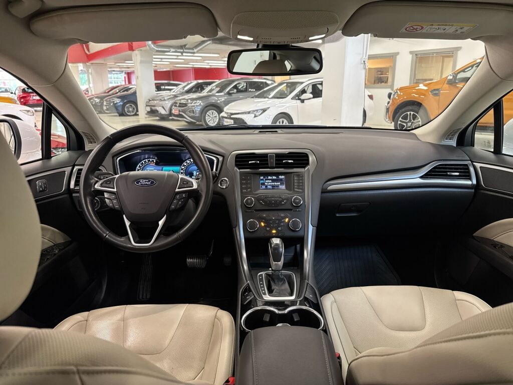 Ford Mondeo 2015 Valkoinen