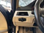 BMW 320 2008 Musta