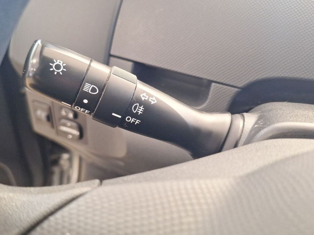 Toyota Yaris 2008 Hopea