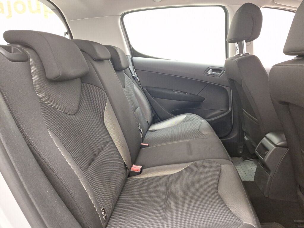 Peugeot 308 2008 Harmaa