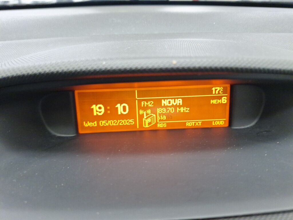 Peugeot 308 2008 Harmaa