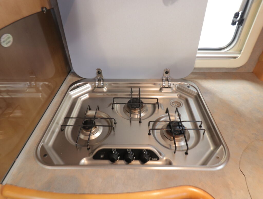 Rapido 906 2008 Valkoinen