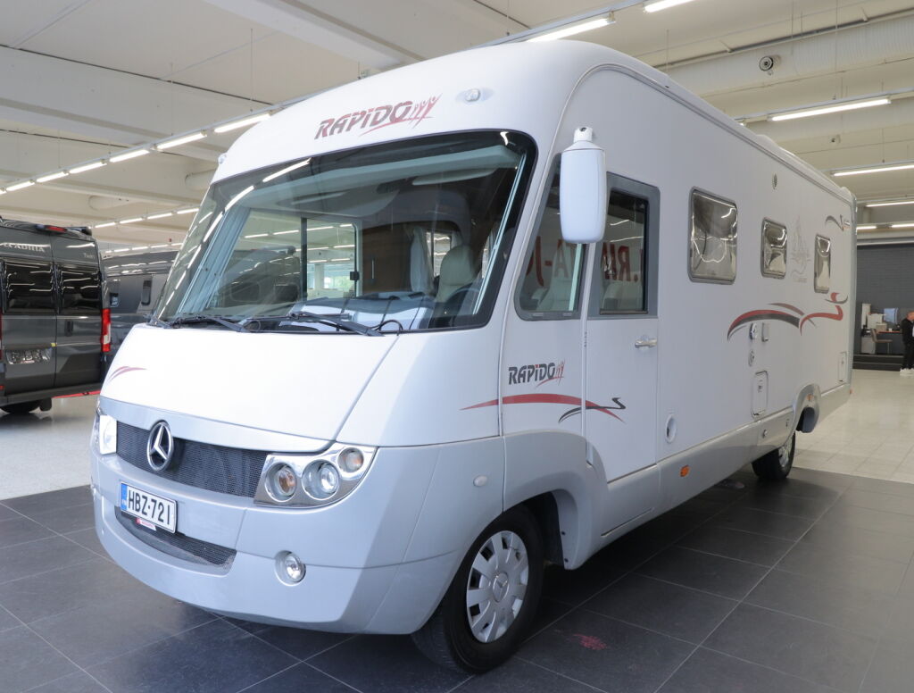 Rapido 906 2008 Valkoinen