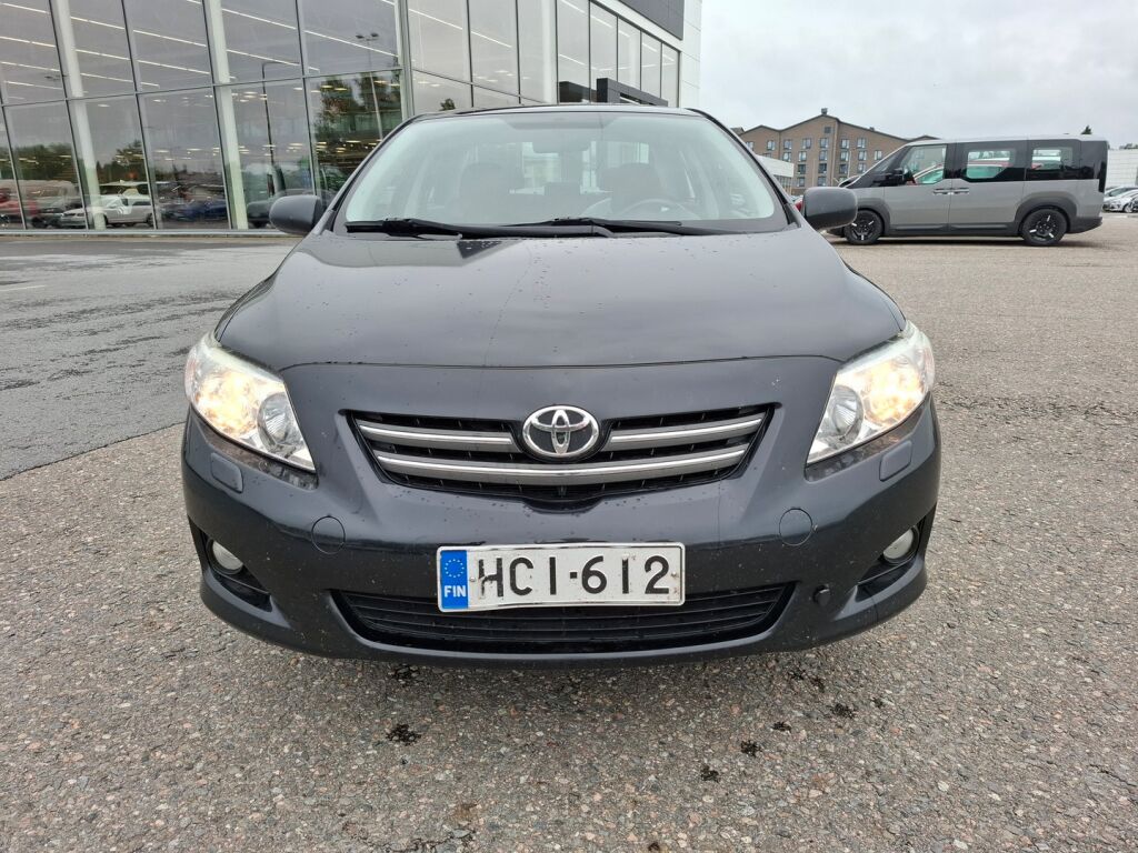Toyota Corolla 2008 Musta