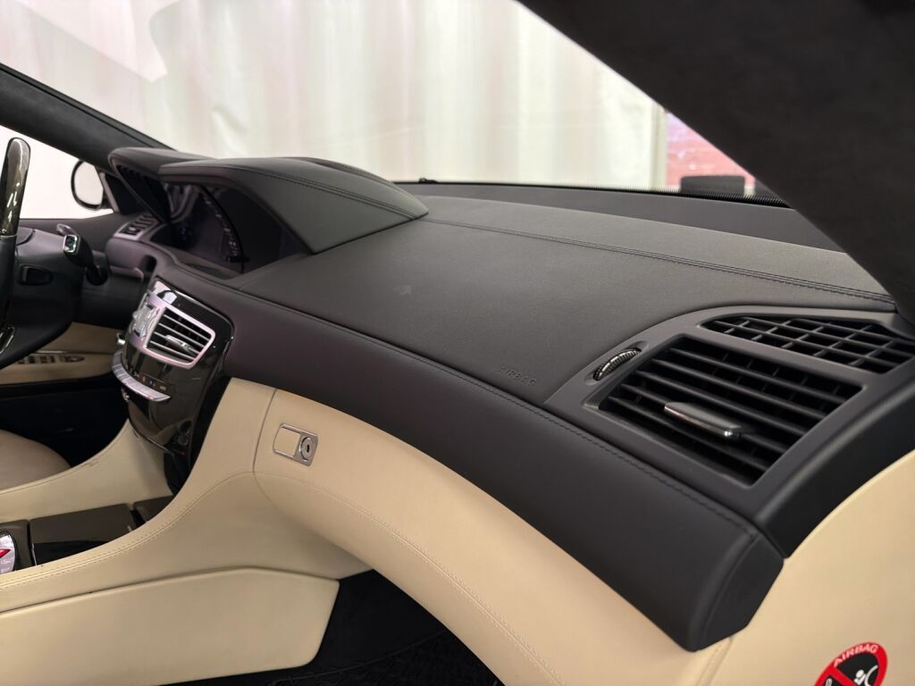 Mercedes-Benz CL 2007 Musta