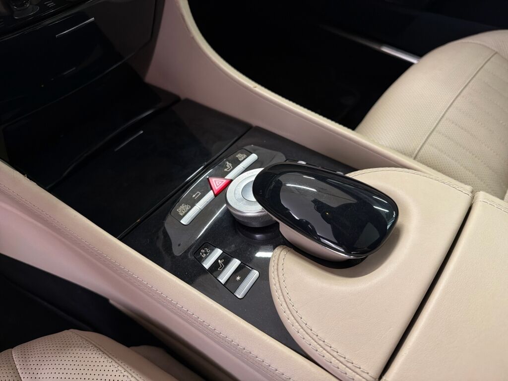 Mercedes-Benz CL 2007 Musta