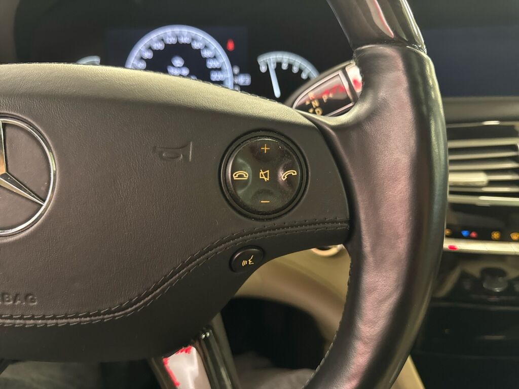 Mercedes-Benz CL 2007 Musta