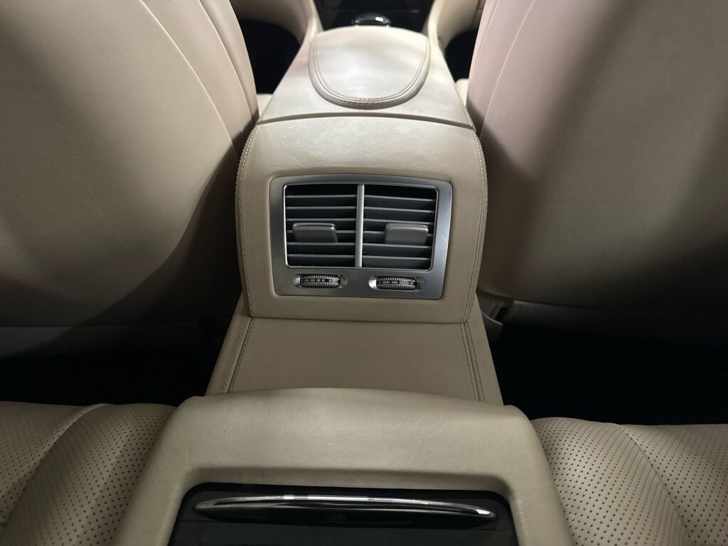 Mercedes-Benz CL 2007 Musta