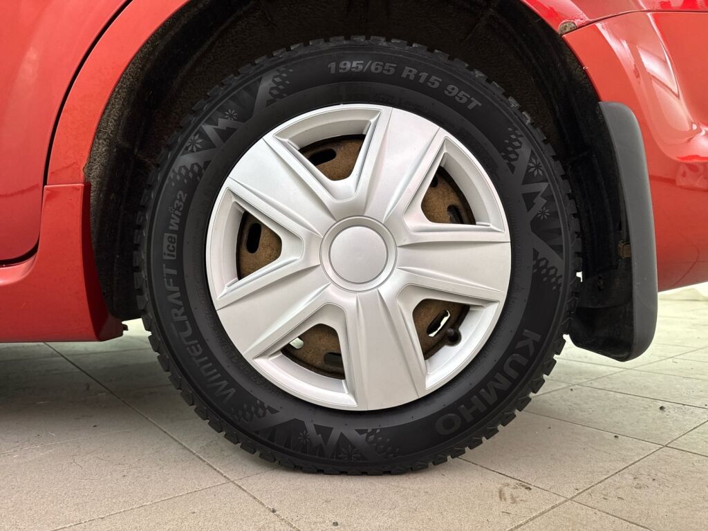 Ford Focus 2009 Punainen