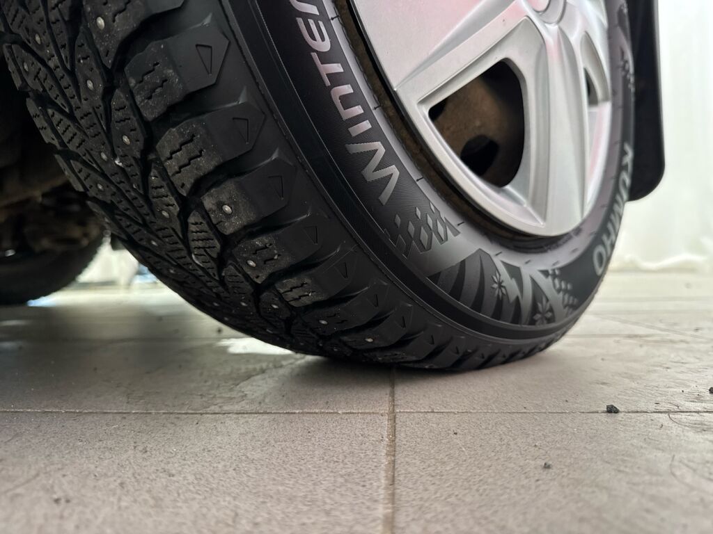 Ford Focus 2009 Punainen