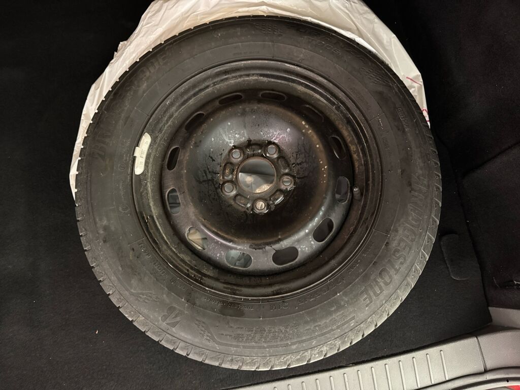 Ford Focus 2009 Punainen