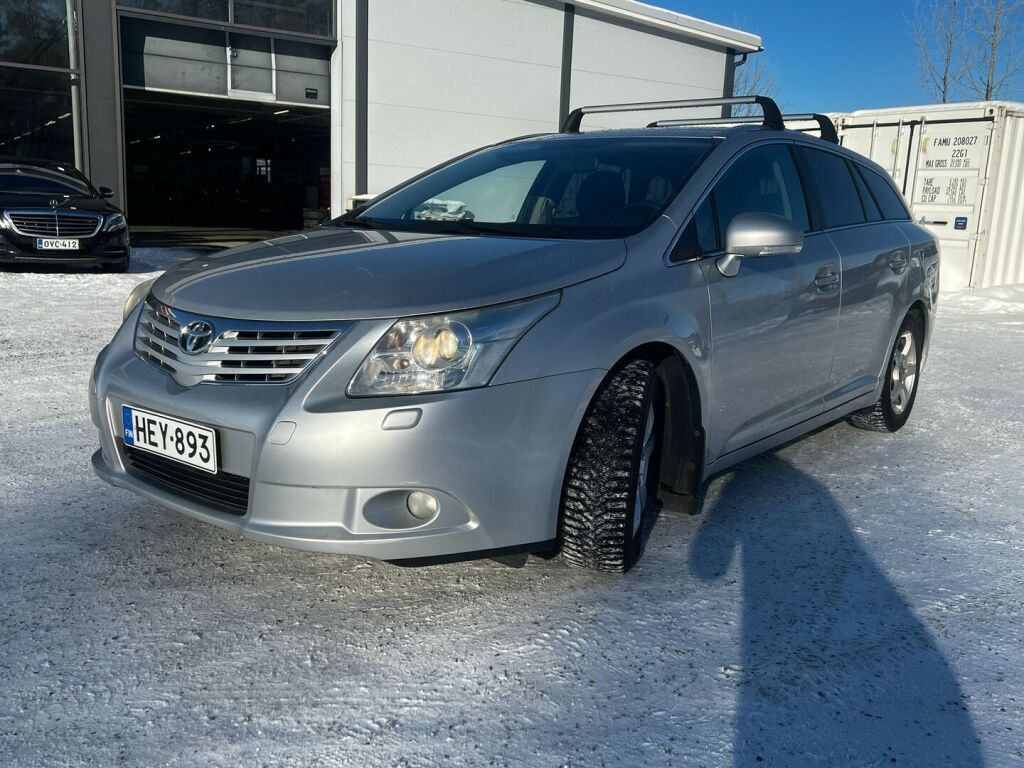 Toyota Avensis 2009 Hopea