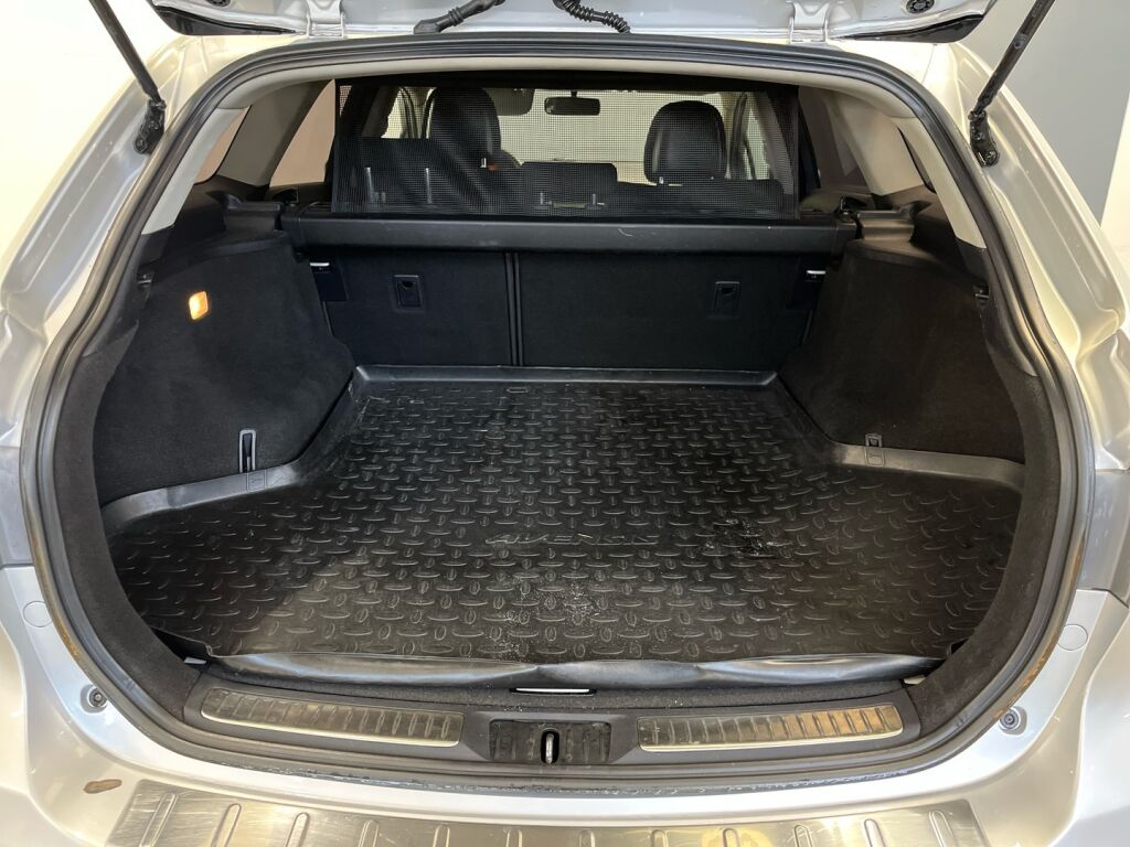 Toyota Avensis 2009 Hopea