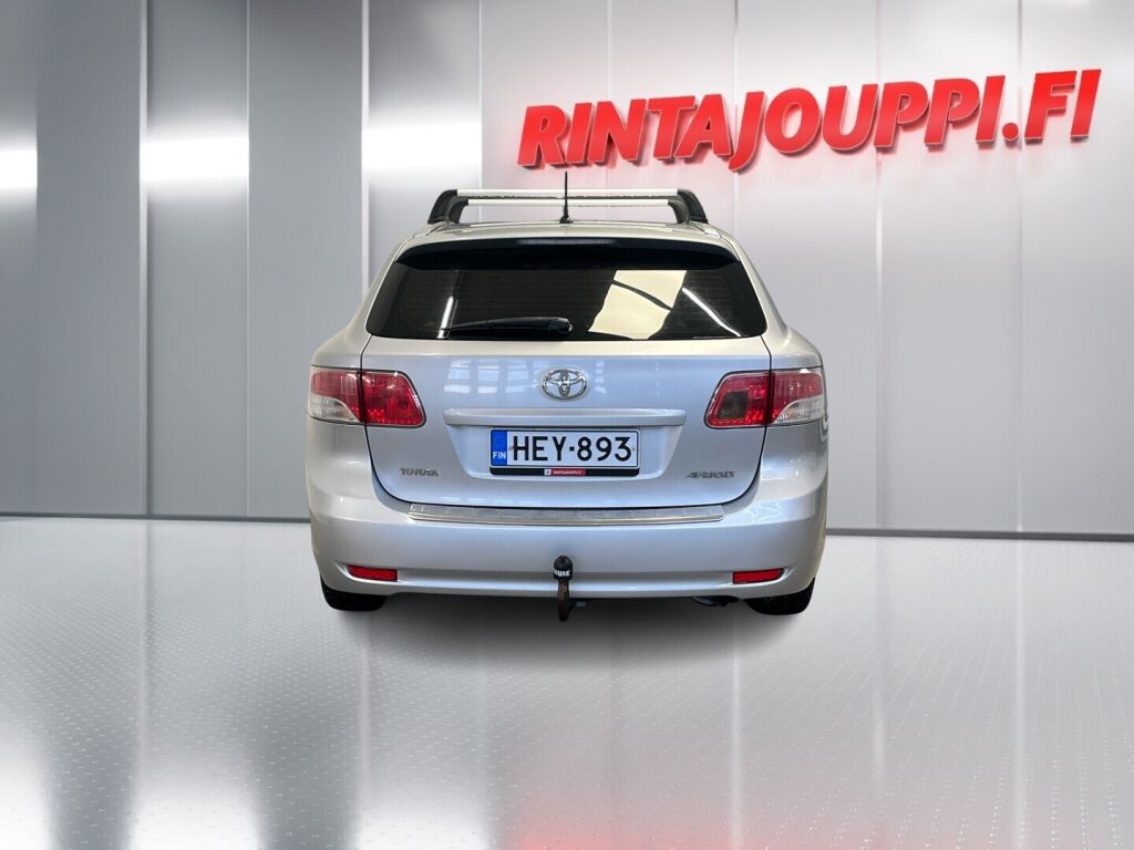 Toyota Avensis 2009 Hopea