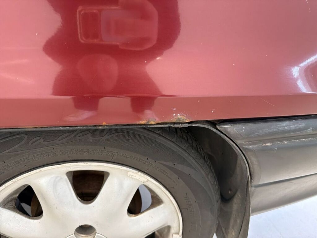 Opel Astra 1994 Punainen