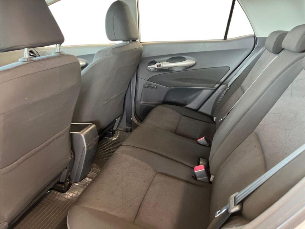 Toyota Auris 2009 Valkoinen