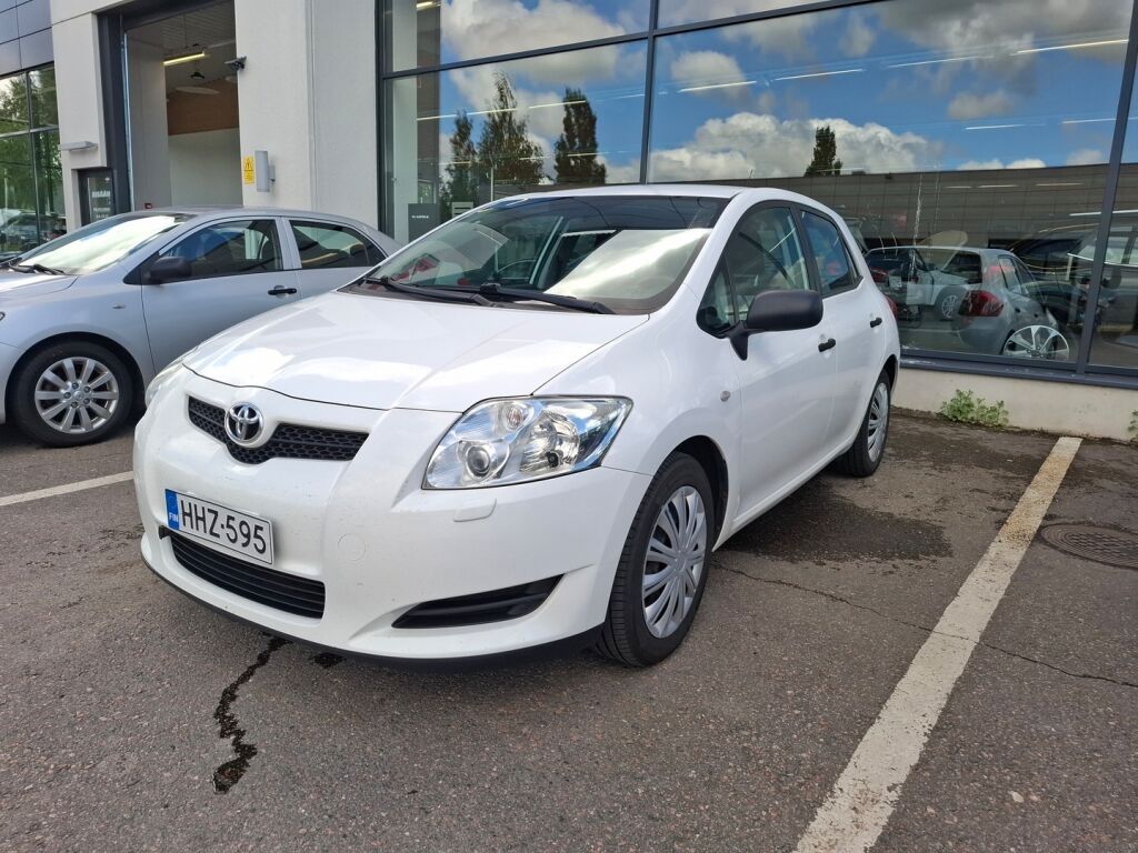 Toyota Auris 2009 Valkoinen