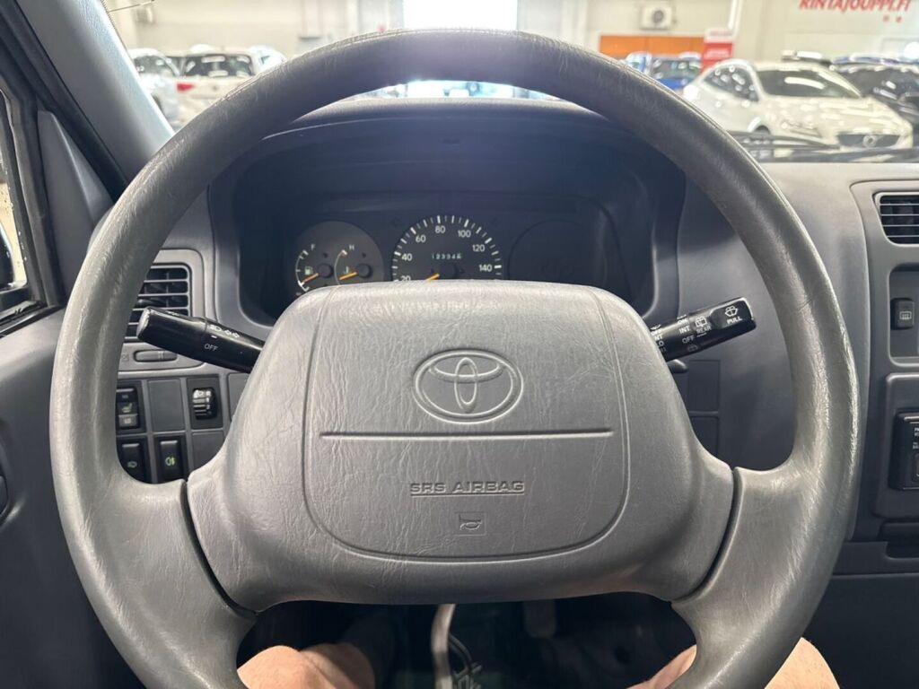 Toyota Hiace 1998 Harmaa