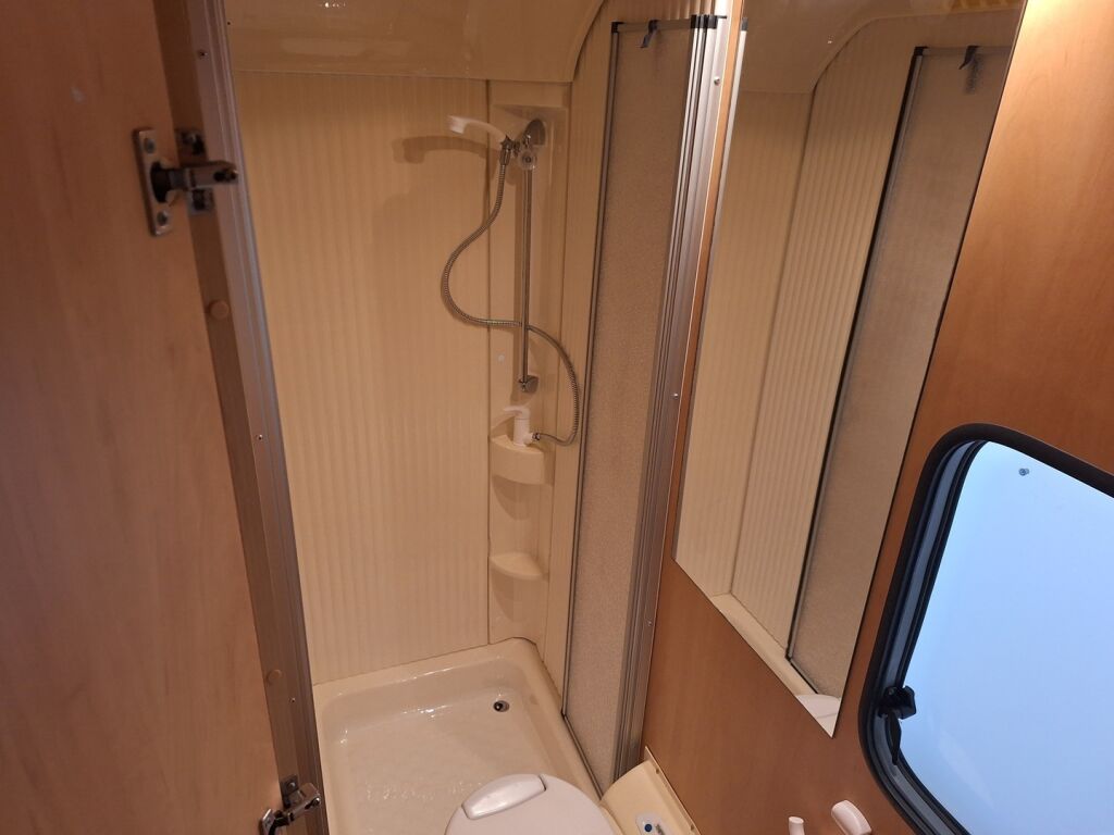 Dethleffs Ducato 2006 Valkoinen