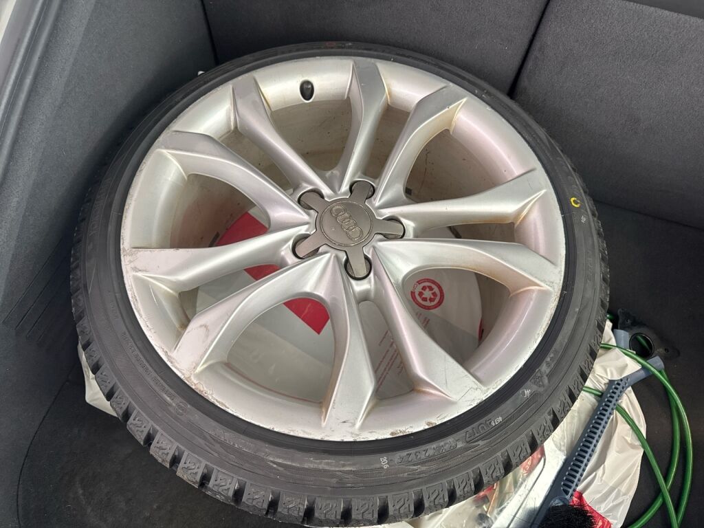 Audi TTS 2009 Harmaa