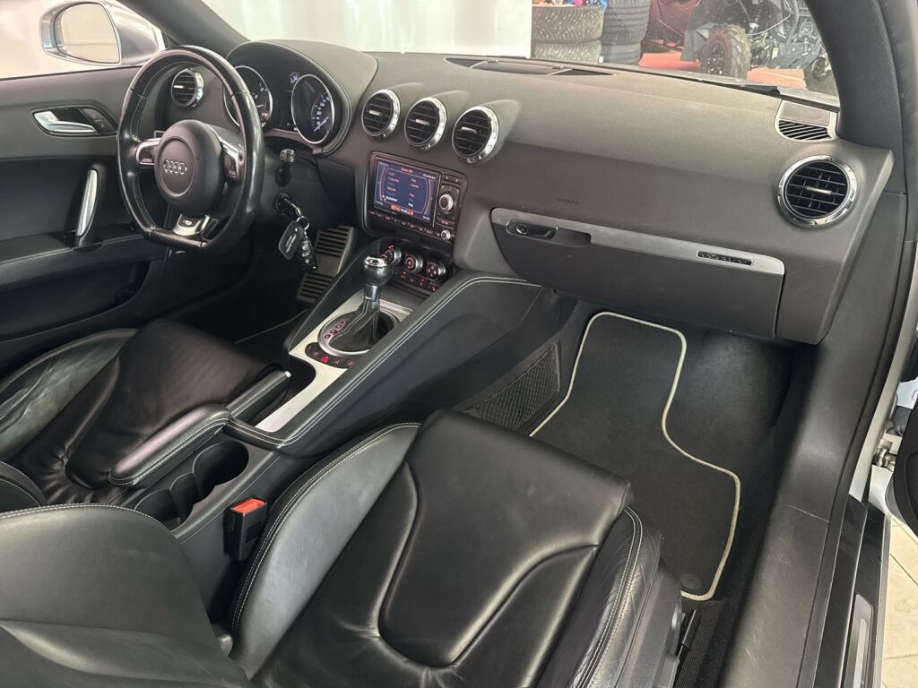 Audi TTS 2009 Harmaa