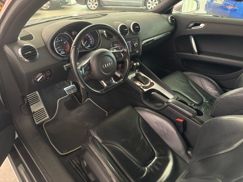 Audi TTS 2009 Harmaa