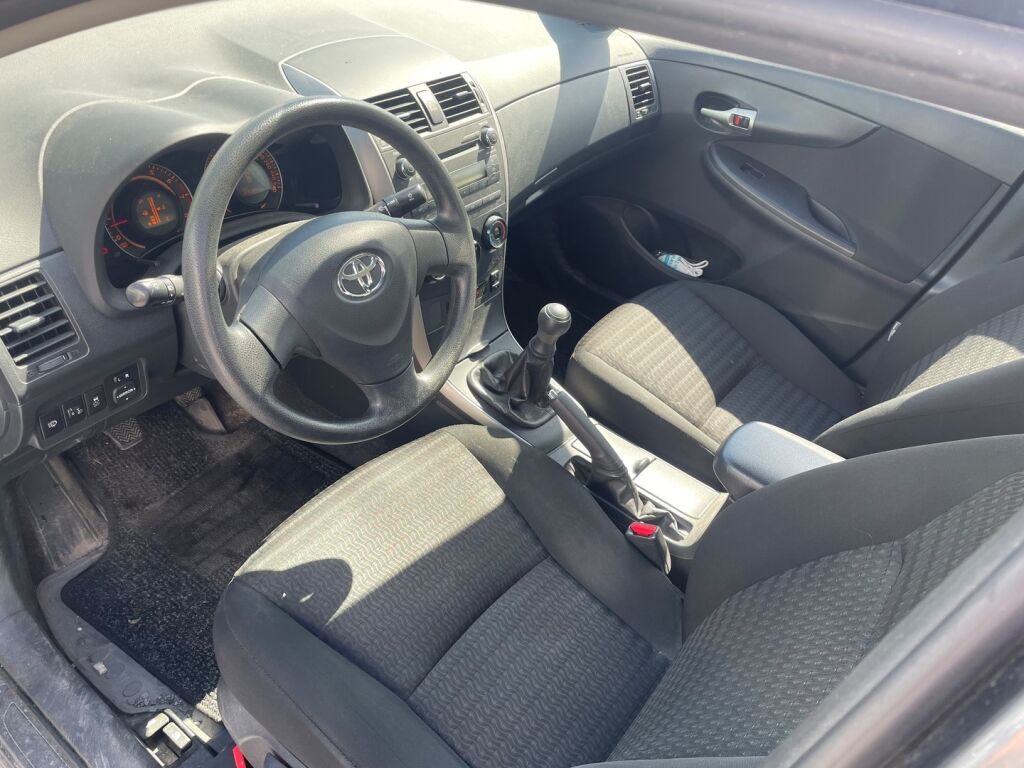 Toyota Corolla 2009 Harmaa