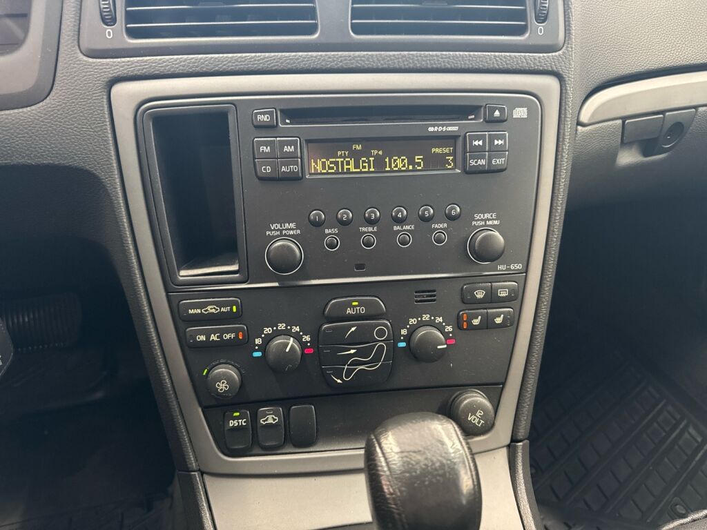 Volvo V70 2006 Vihreä