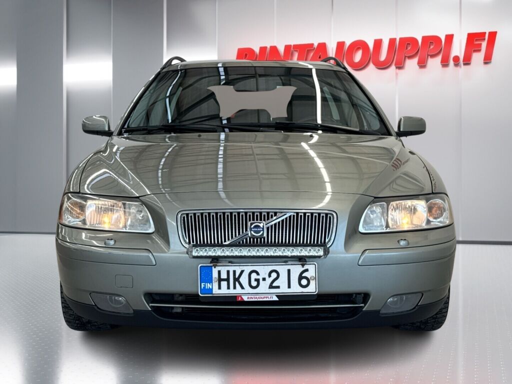 Volvo V70 2006 Vihreä