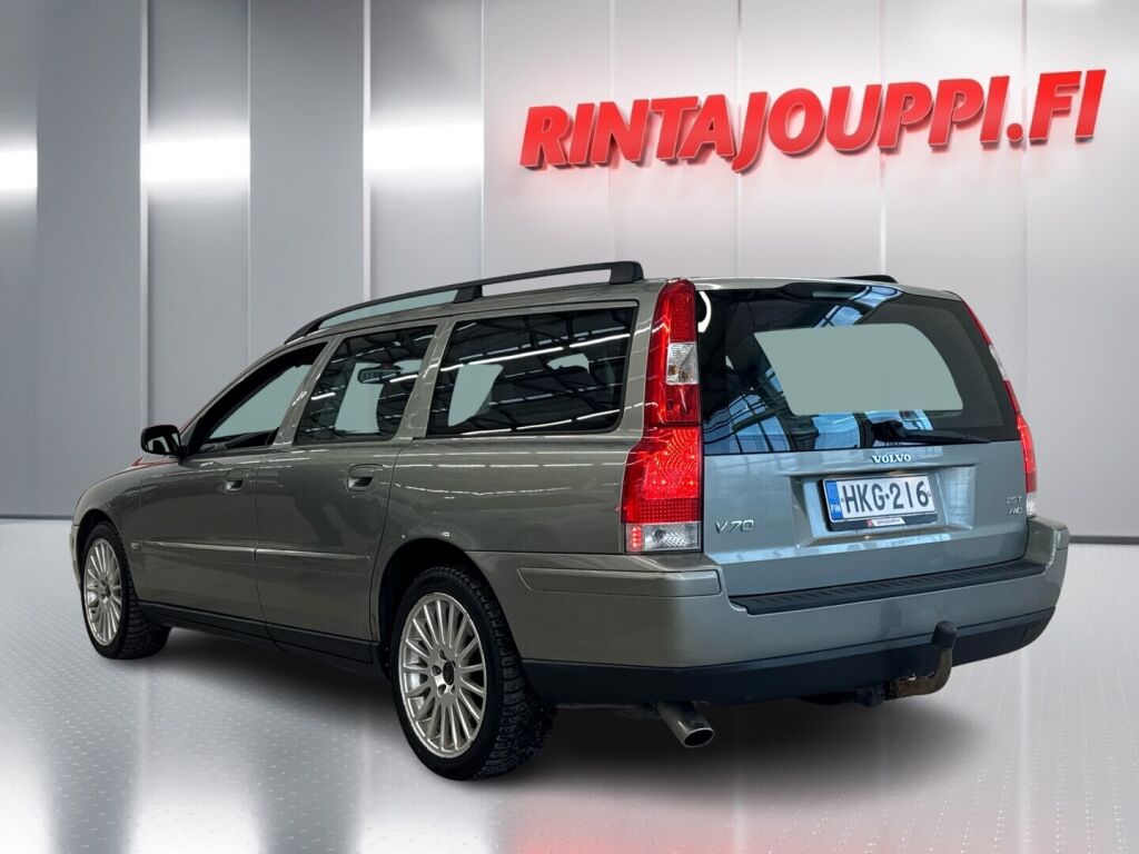 Volvo V70 2006 Vihreä