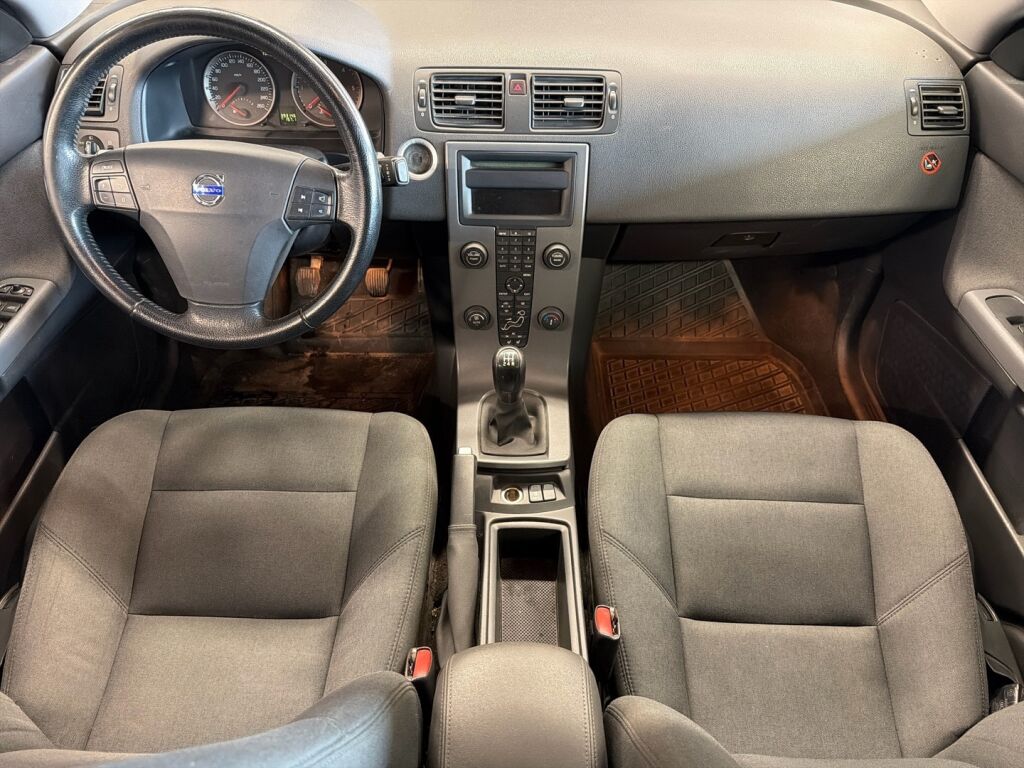 Volvo S40 2006 Punainen