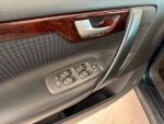 Volvo V70 2001 Vihreä