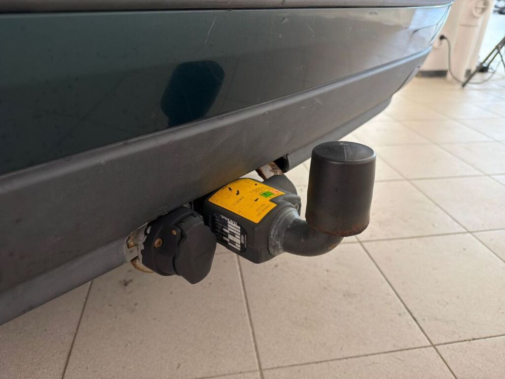 Volvo V70 2001 Vihreä