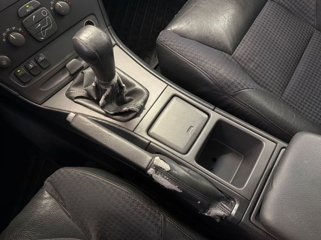 Volvo V70 2001 Vihreä