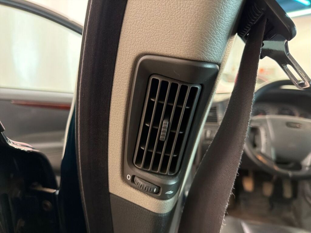 Volvo V70 2001 Vihreä