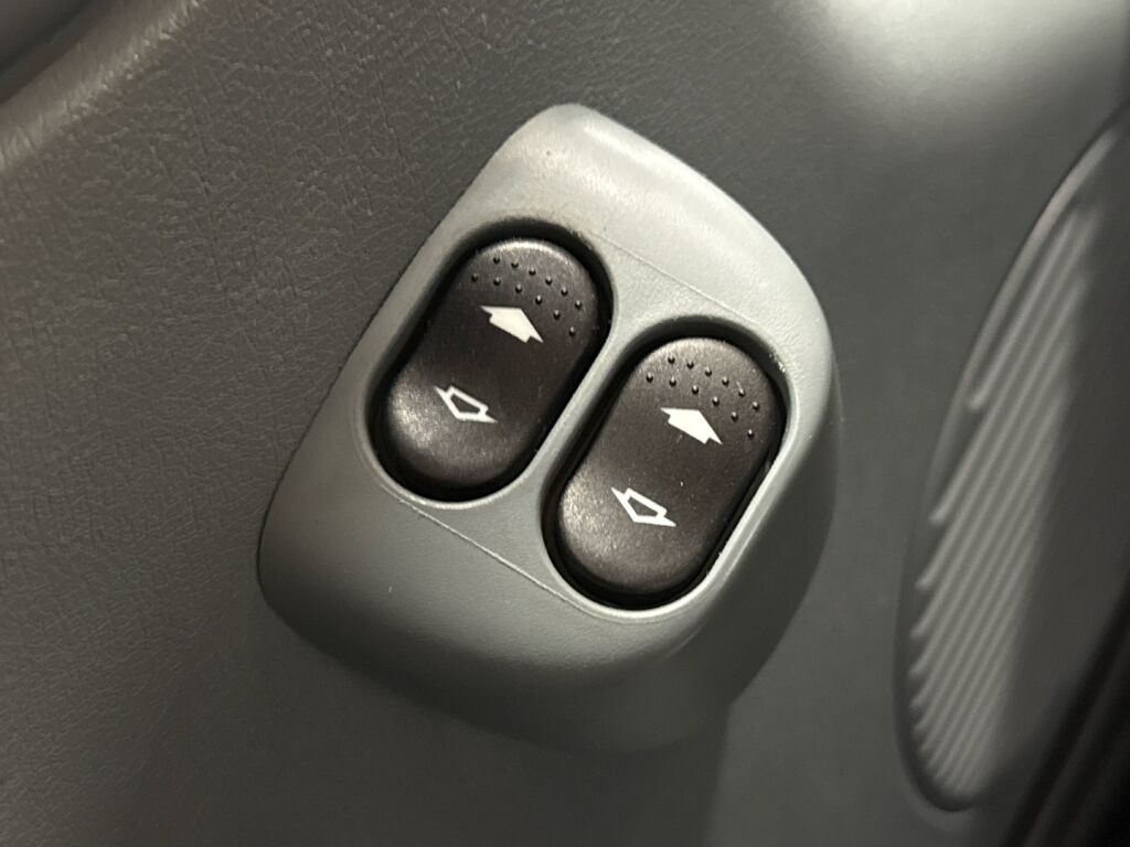 Ford Transit 2009 Musta