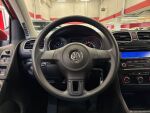 Volkswagen Golf 2009 Punainen