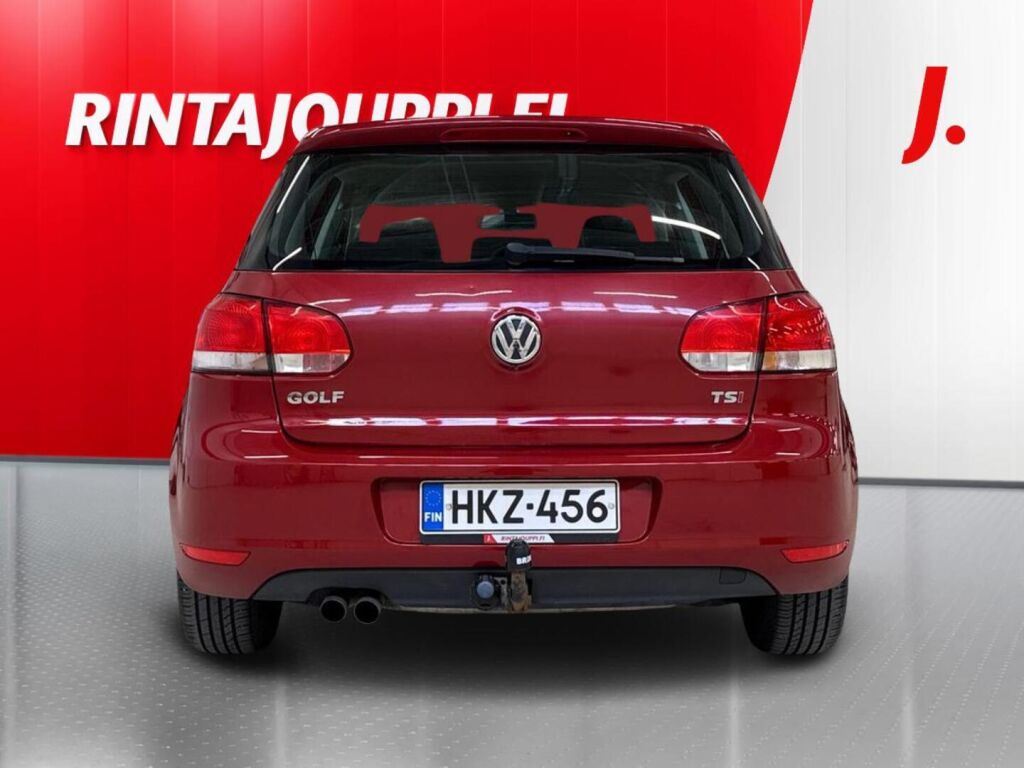 Volkswagen Golf 2009 Punainen