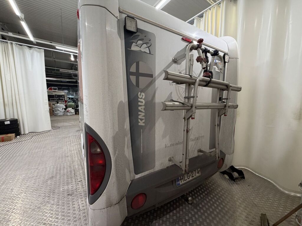 Renault-knaus SUN TI 650 2006 Valkoinen