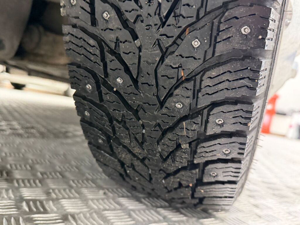 Renault-knaus SUN TI 650 2006 Valkoinen