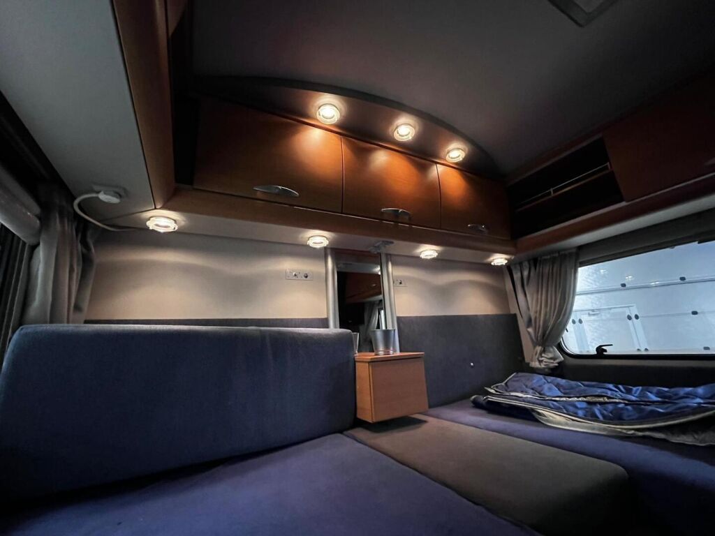 Knaus SUN TI 650 2006 Valkoinen