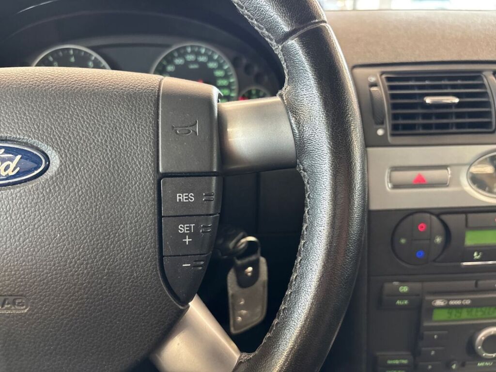 Ford Mondeo 2006 Sininen